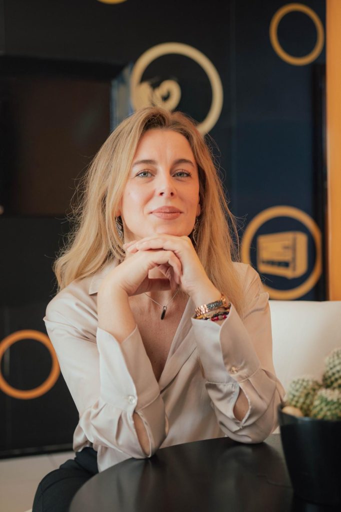 Paula Soarez